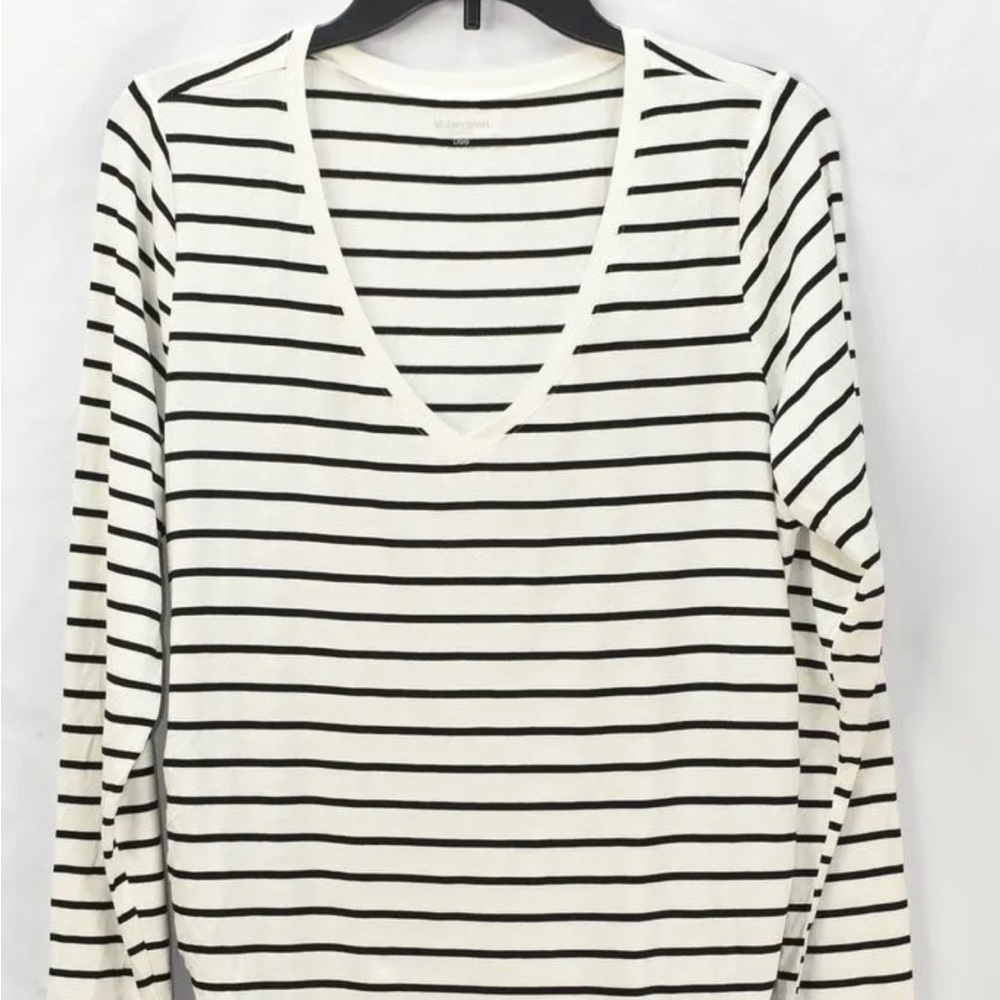 Motherhood Maternity Long Sleeve Ruched V-Neck